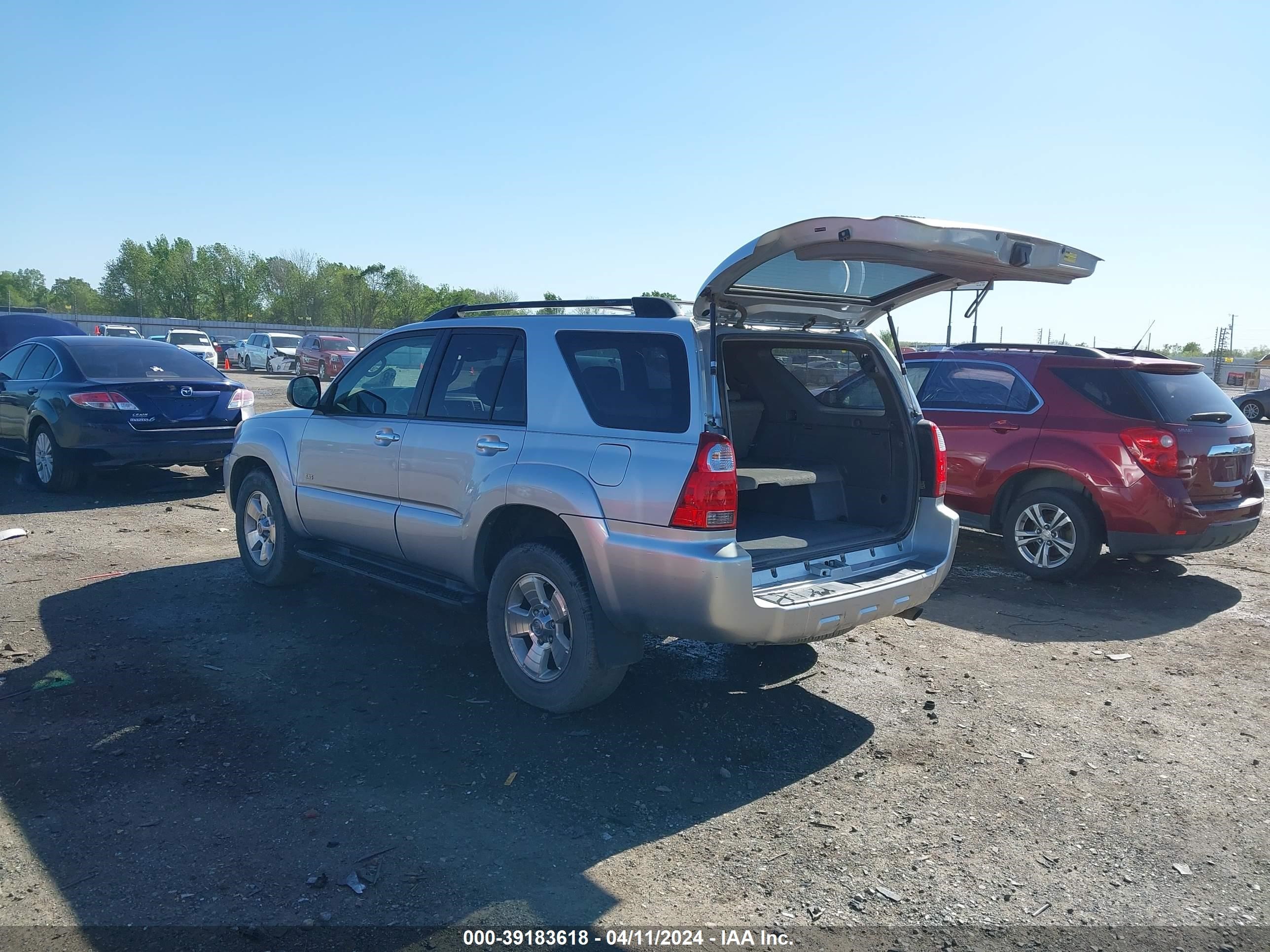 Photo 2 VIN: JTEZU14R678088585 - TOYOTA 4RUNNER 