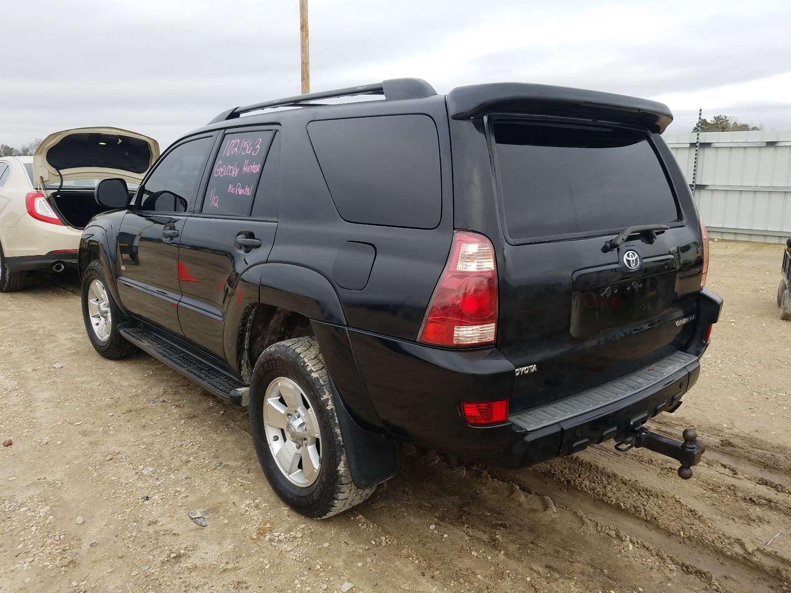 Photo 2 VIN: JTEZU14R850054868 - TOYOTA 4RUNNER SR 