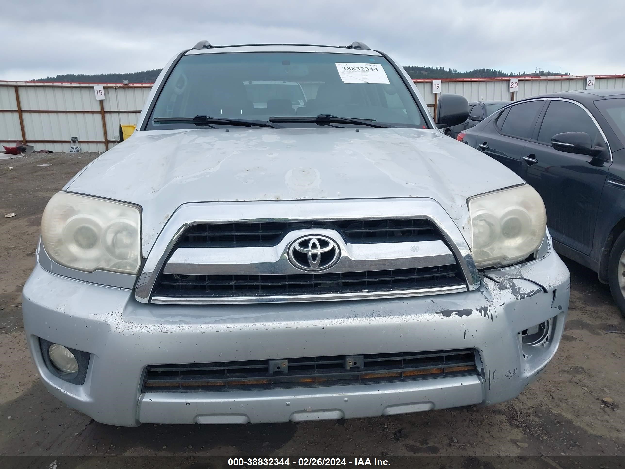 Photo 5 VIN: JTEZU14R860066455 - TOYOTA 4RUNNER 