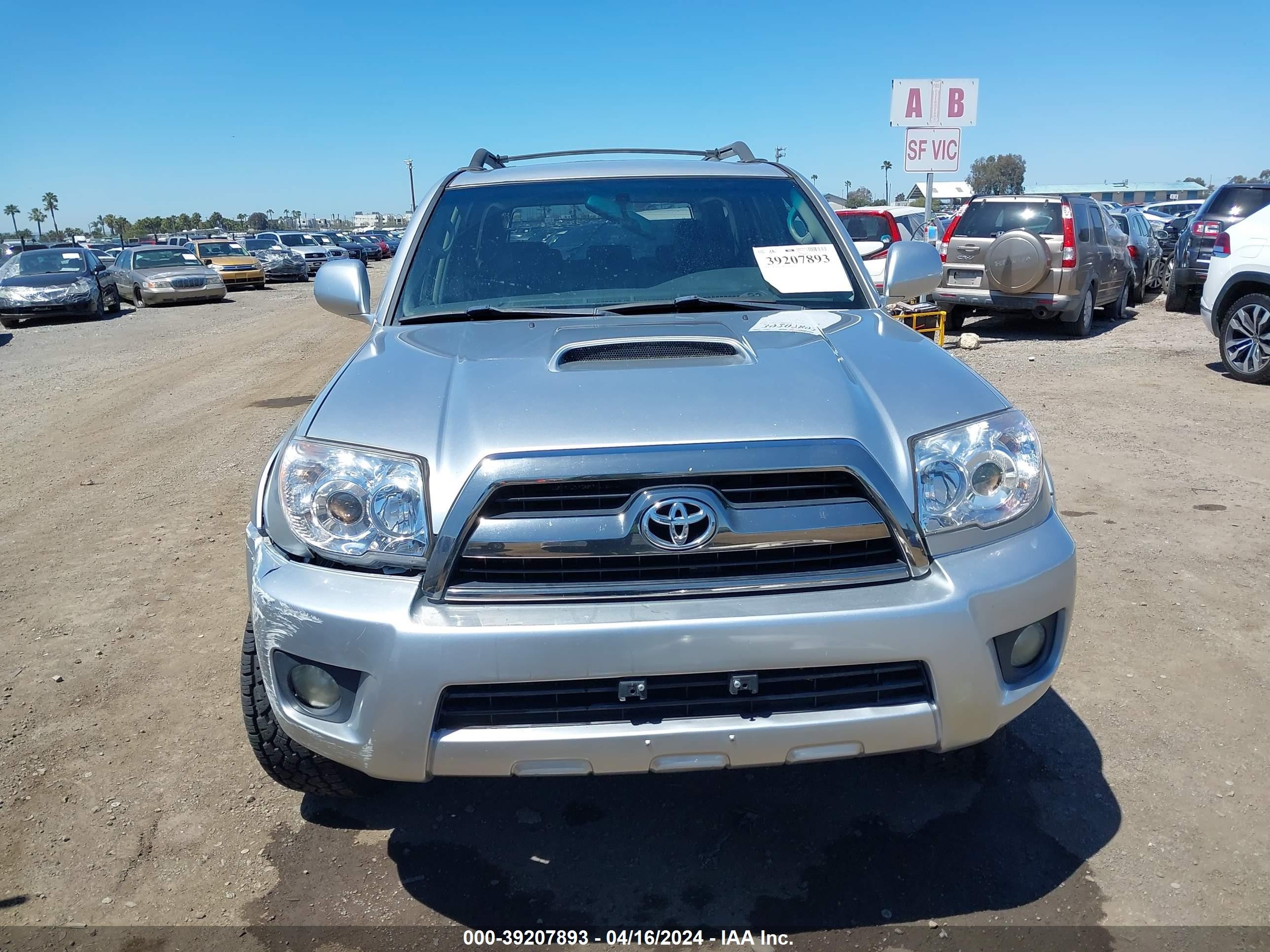 Photo 11 VIN: JTEZU14R860082770 - TOYOTA 4RUNNER 