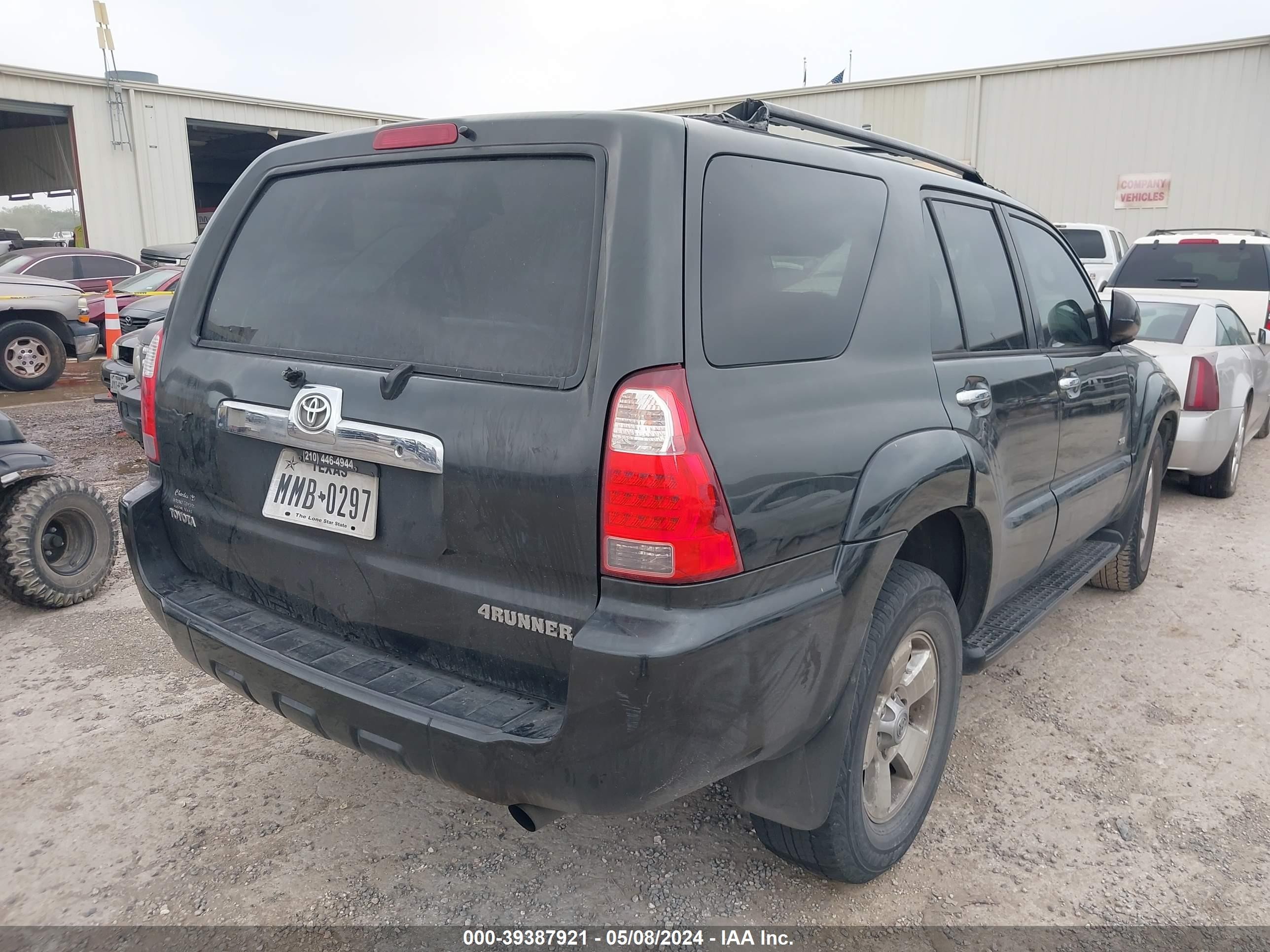 Photo 3 VIN: JTEZU14R868042156 - TOYOTA 4RUNNER 