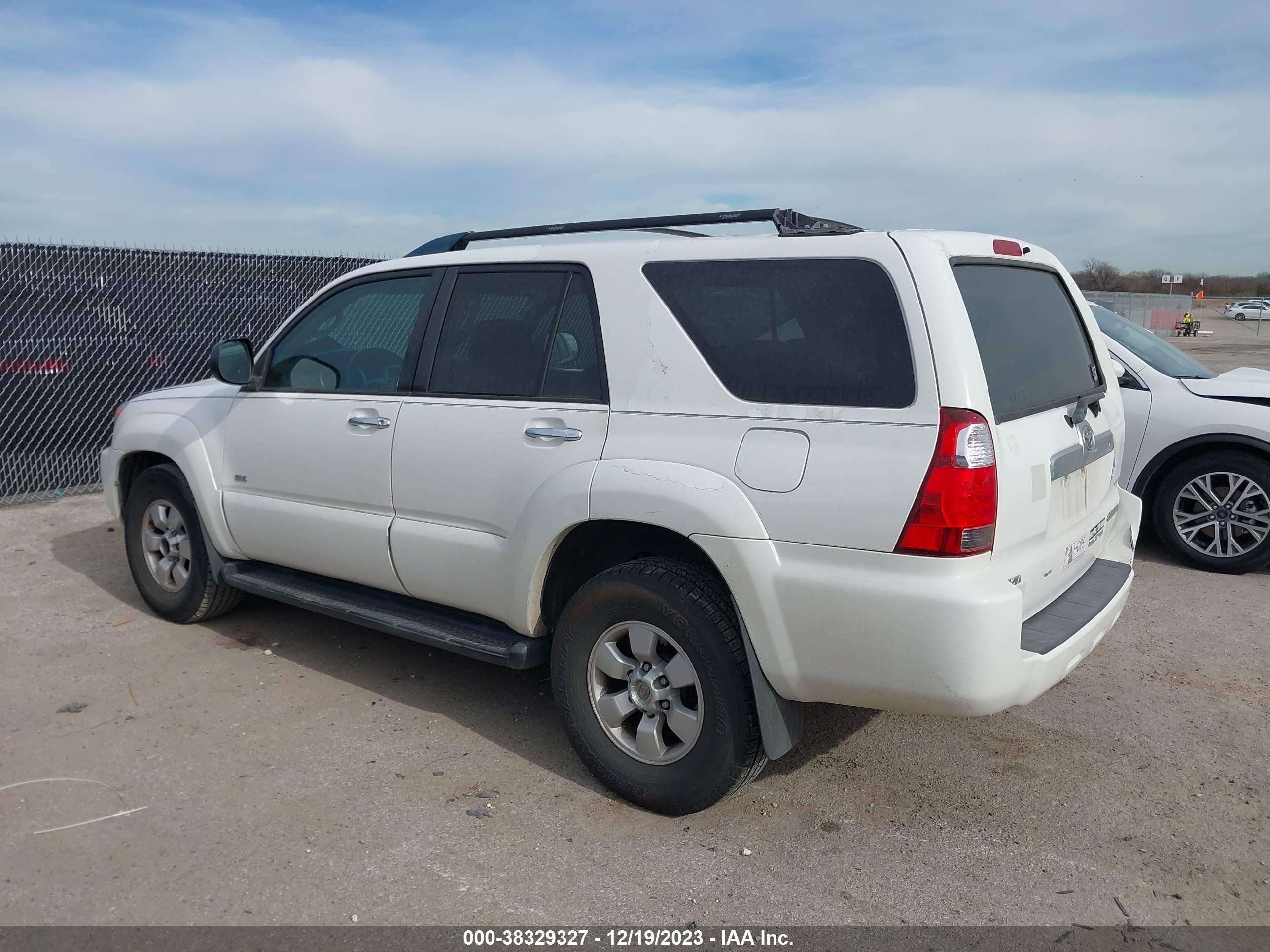 Photo 2 VIN: JTEZU14R960077934 - TOYOTA 4RUNNER 