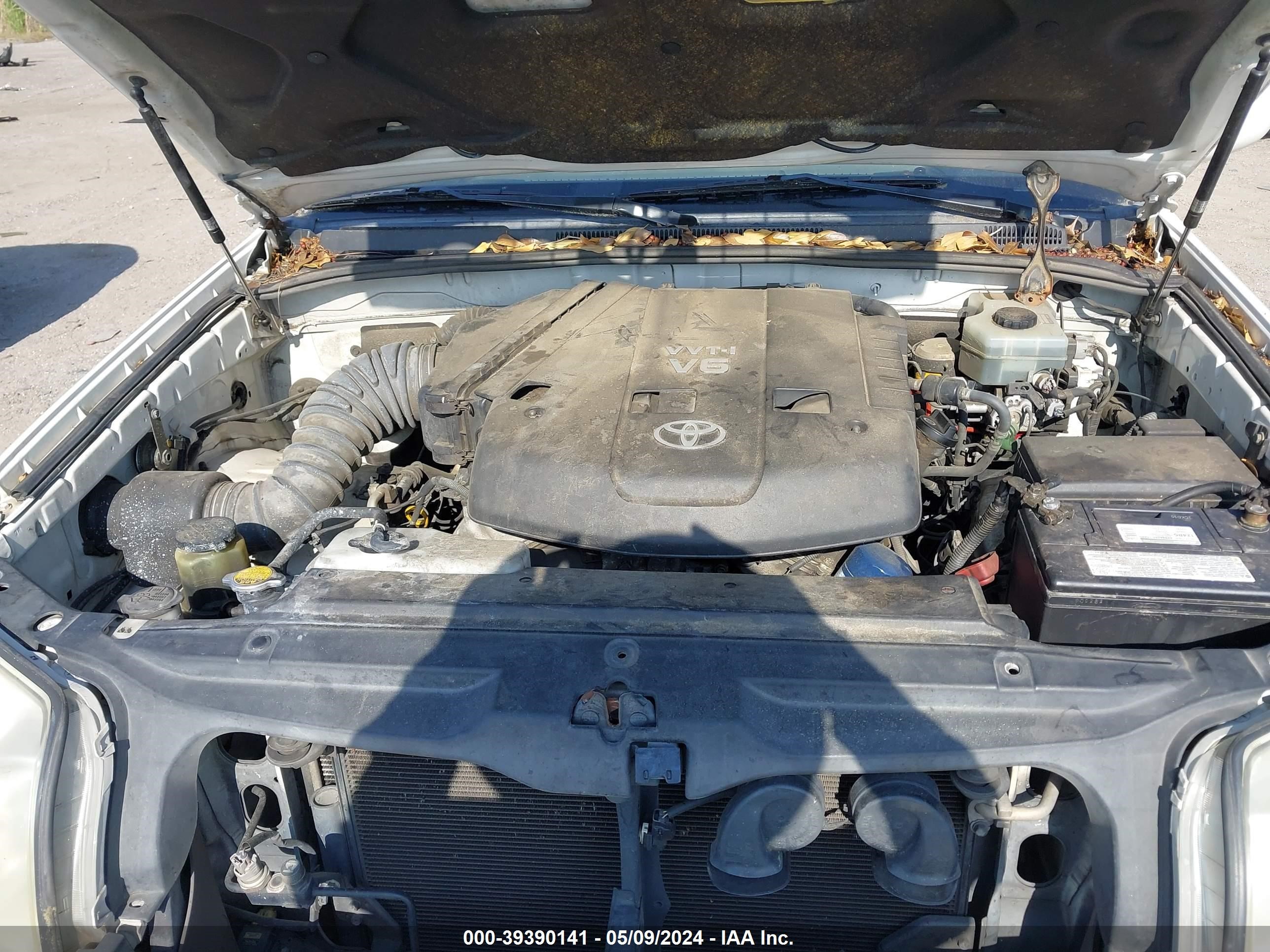 Photo 9 VIN: JTEZU17R340028415 - TOYOTA 4RUNNER 