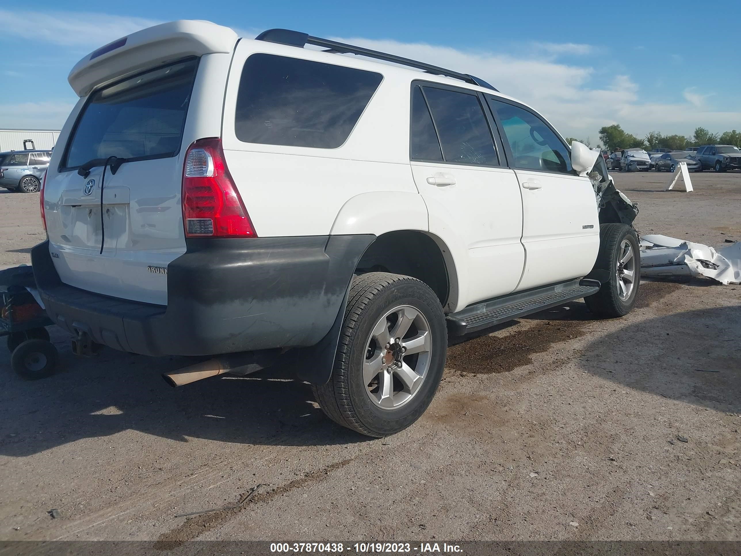 Photo 3 VIN: JTEZU17R38K017084 - TOYOTA 4RUNNER 