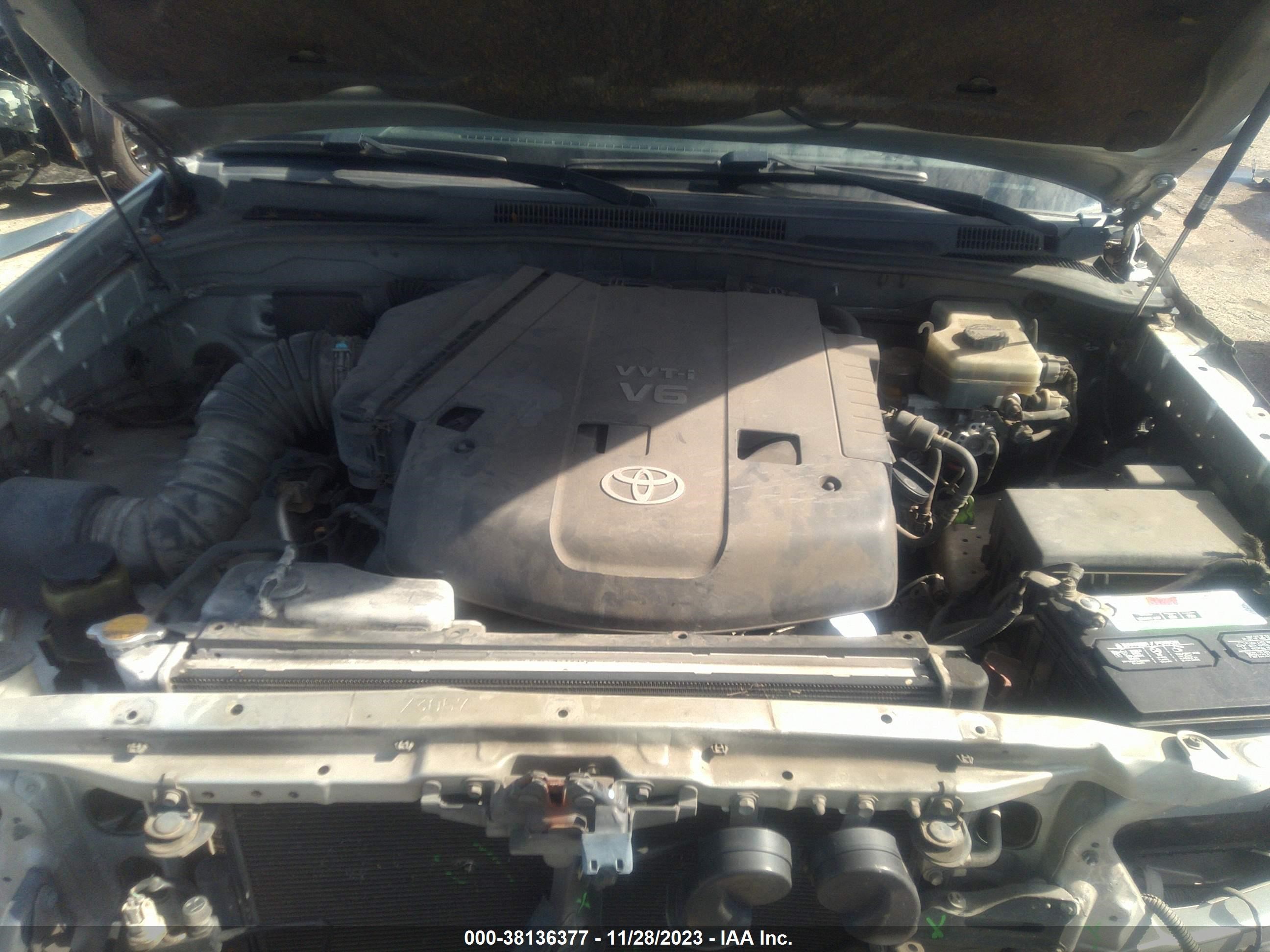 Photo 9 VIN: JTEZU17R540041425 - TOYOTA 4RUNNER 