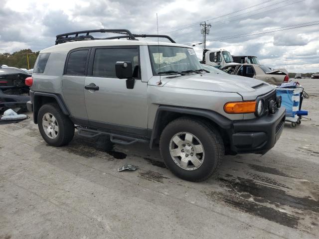 Photo 3 VIN: JTEZU4BF5AK009072 - TOYOTA FJ CRUISER 