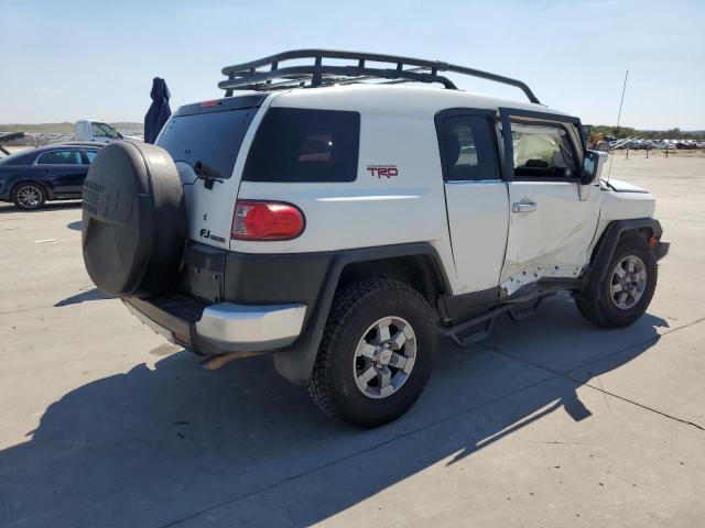 Photo 2 VIN: JTEZU4BF8AK010748 - TOYOTA FJ CRUISER 