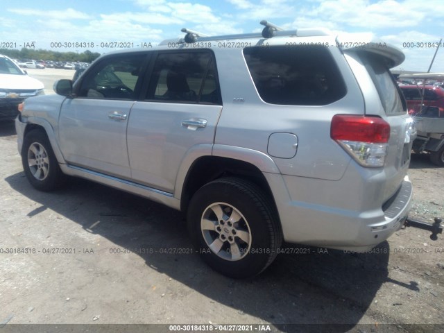 Photo 2 VIN: JTEZU5JR0B5025715 - TOYOTA 4RUNNER 