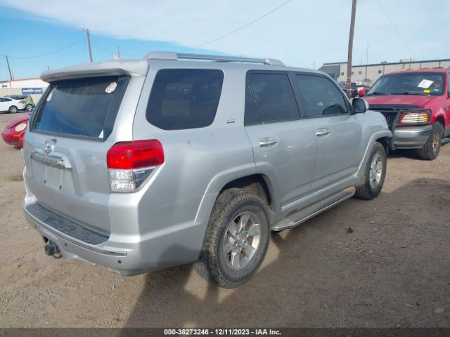 Photo 3 VIN: JTEZU5JR0B5033085 - TOYOTA 4RUNNER 