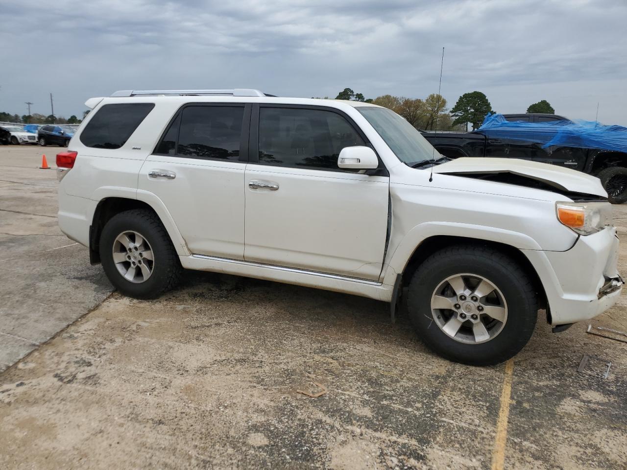 Photo 3 VIN: JTEZU5JR0C5045268 - TOYOTA 4RUNNER 