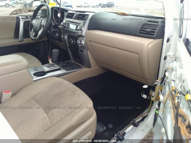 Photo 4 VIN: JTEZU5JR0D5048401 - TOYOTA 4RUNNER 