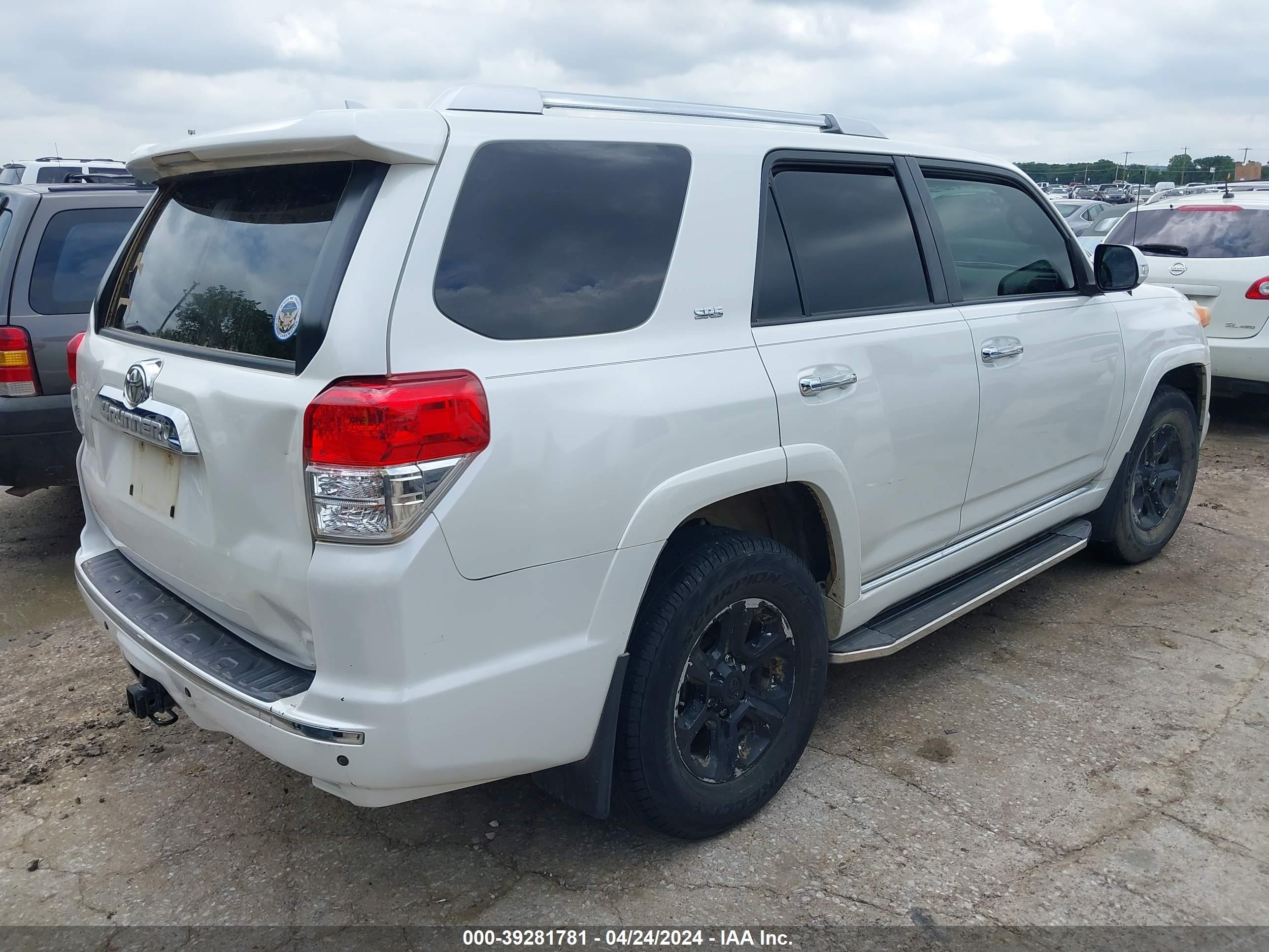 Photo 3 VIN: JTEZU5JR0D5061438 - TOYOTA 4RUNNER 