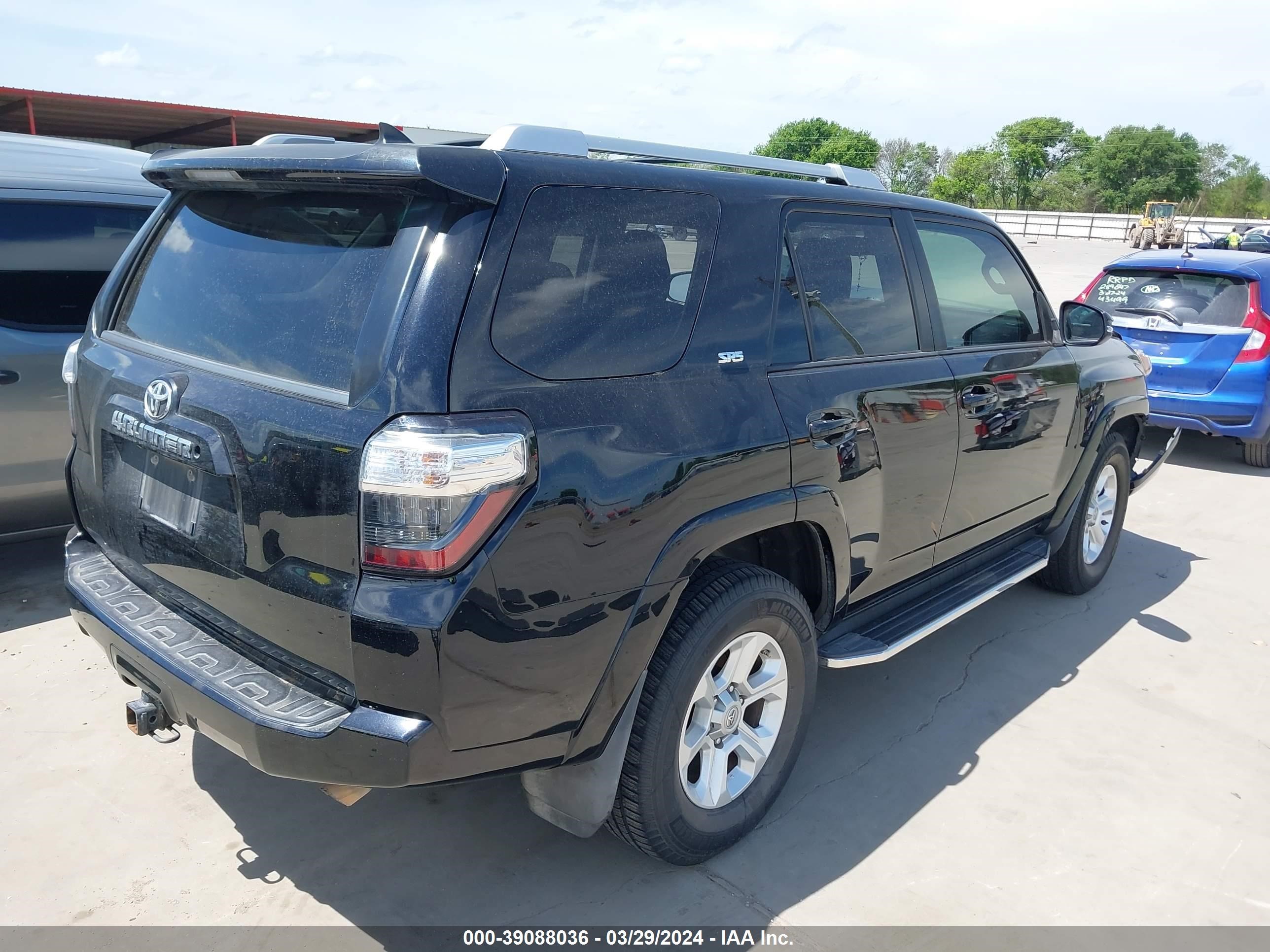 Photo 3 VIN: JTEZU5JR0F5091364 - TOYOTA 4RUNNER 