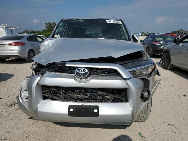 Photo 4 VIN: JTEZU5JR0F5107790 - TOYOTA 4RUNNER SR 