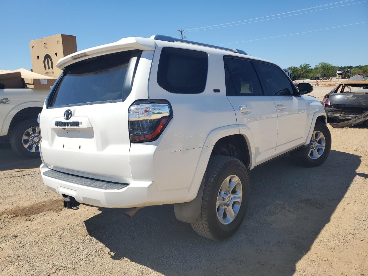 Photo 2 VIN: JTEZU5JR0G5127927 - TOYOTA 4RUNNER 