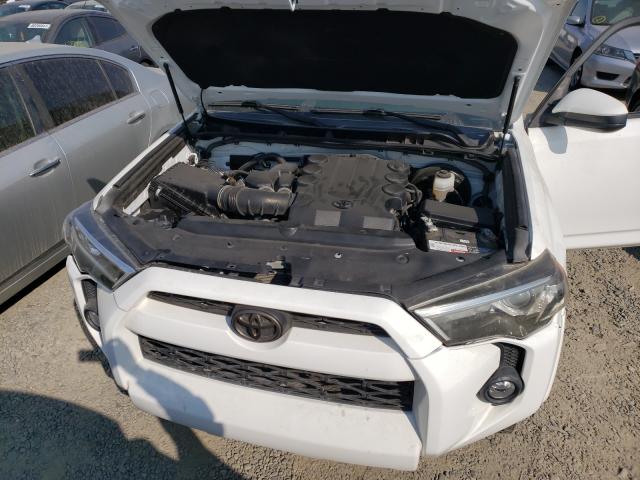 Photo 6 VIN: JTEZU5JR0H5158970 - TOYOTA 4RUNNER SR 