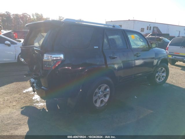 Photo 3 VIN: JTEZU5JR0J5168209 - TOYOTA 4RUNNER 