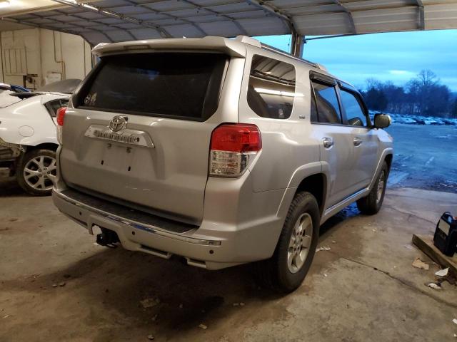 Photo 2 VIN: JTEZU5JR1B5030664 - TOYOTA 4RUNNER 