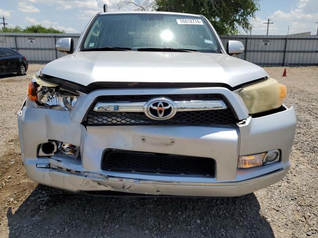 Photo 4 VIN: JTEZU5JR1B5033127 - TOYOTA 4RUNNER SR 