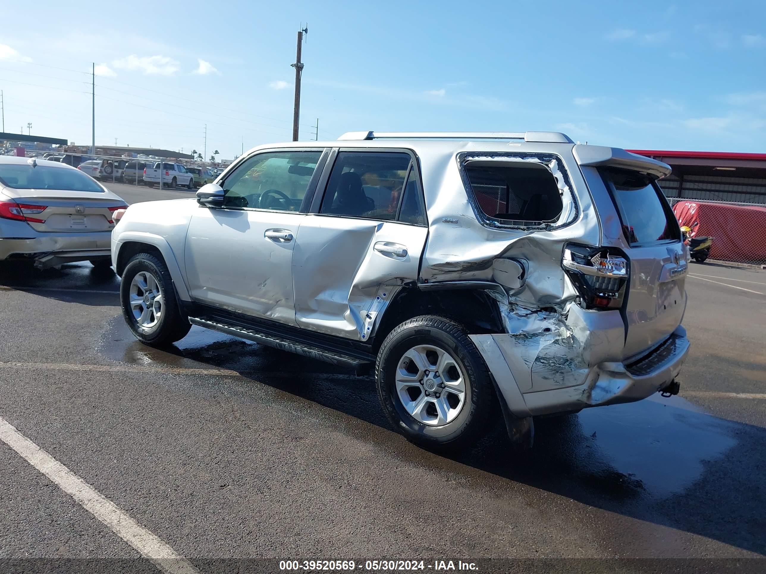 Photo 2 VIN: JTEZU5JR1E5071896 - TOYOTA 4RUNNER 