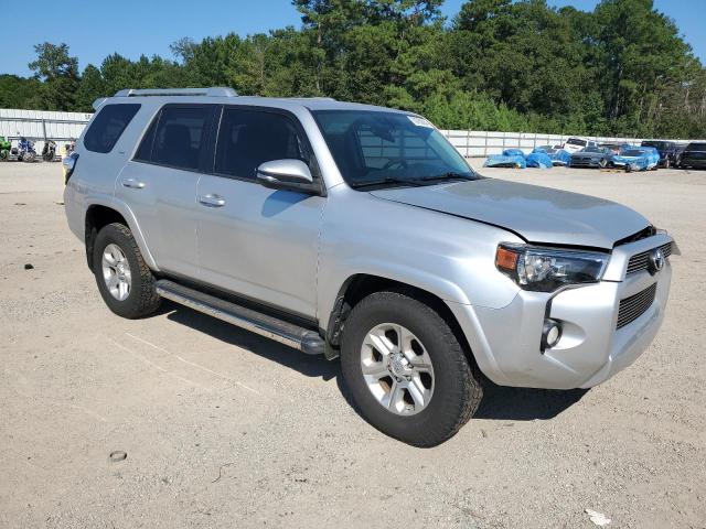 Photo 3 VIN: JTEZU5JR1F5098372 - TOYOTA 4RUNNER SR 