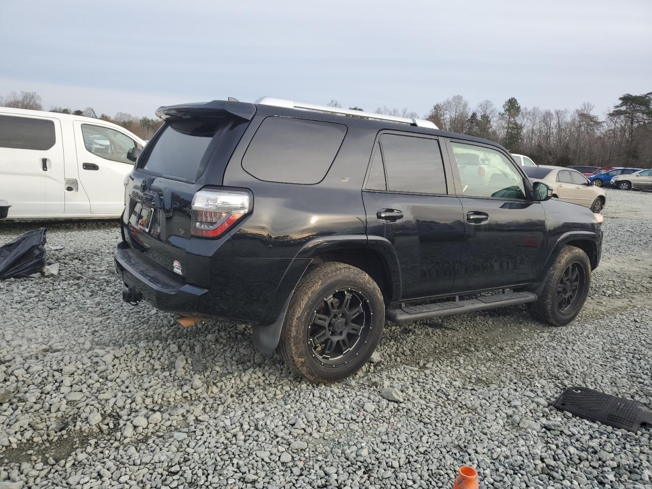 Photo 2 VIN: JTEZU5JR1G5134756 - TOYOTA 4RUNNER 