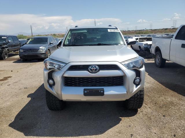 Photo 4 VIN: JTEZU5JR1K5209707 - TOYOTA 4RUNNER SR 