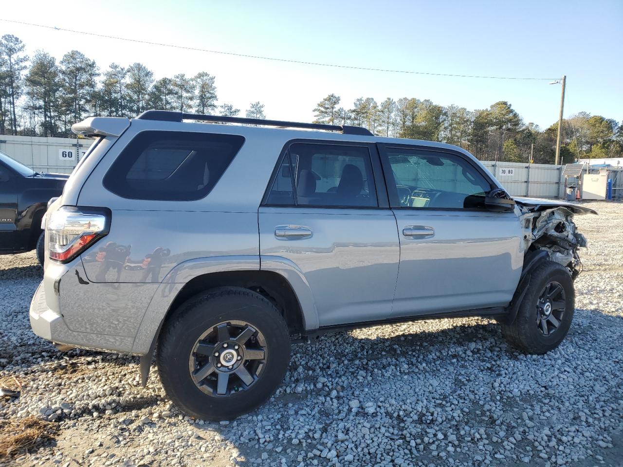 Photo 3 VIN: JTEZU5JR1M5237252 - TOYOTA 4RUNNER 