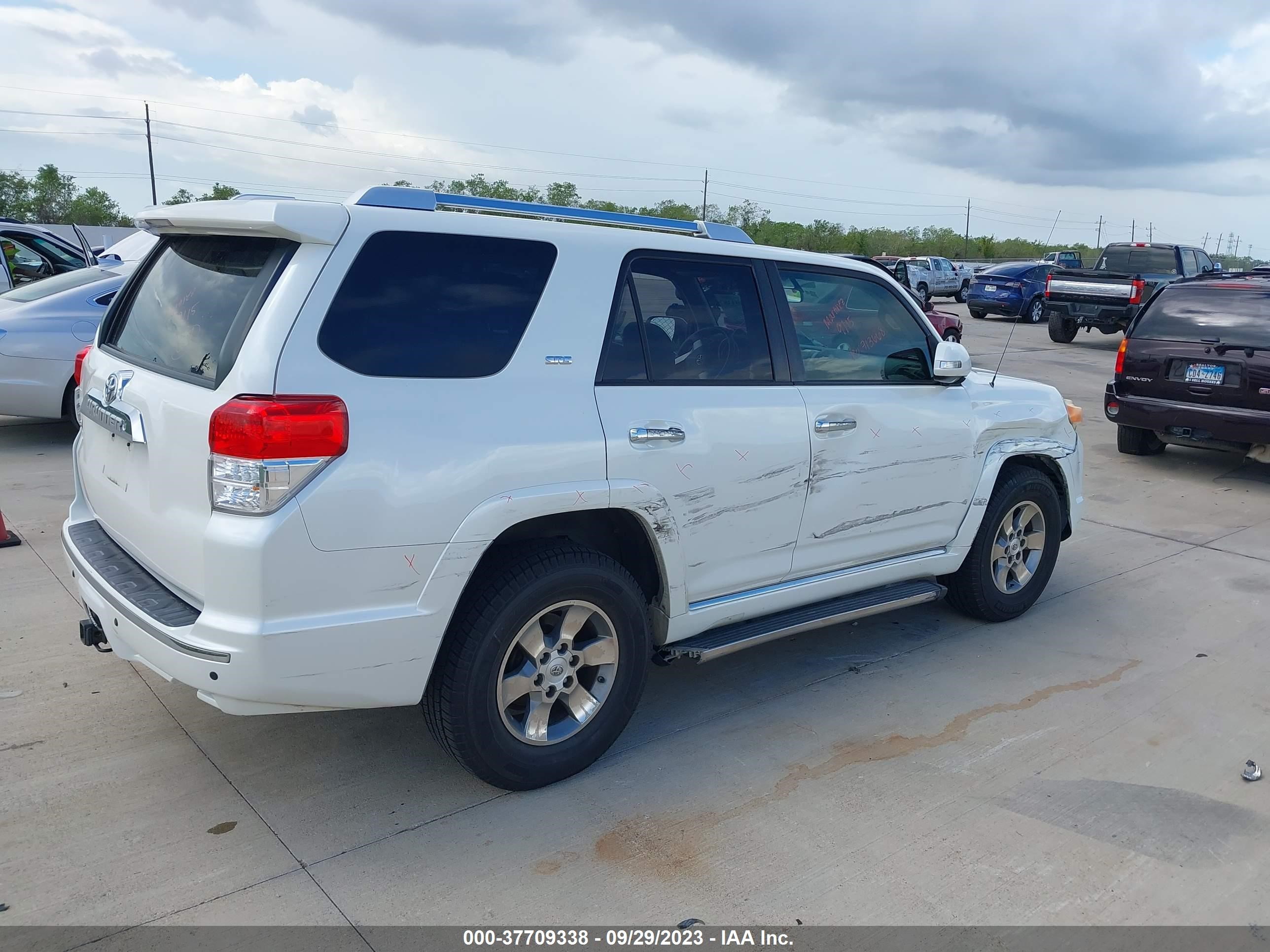 Photo 3 VIN: JTEZU5JR2A5008333 - TOYOTA 4RUNNER 