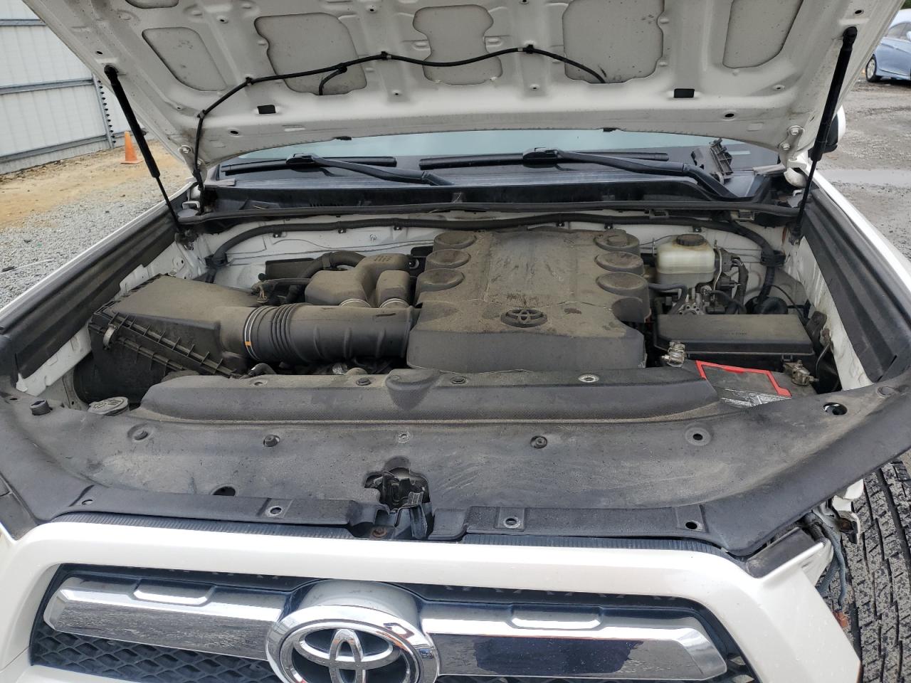 Photo 11 VIN: JTEZU5JR2A5012012 - TOYOTA 4RUNNER 