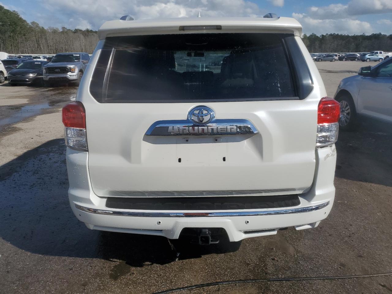 Photo 5 VIN: JTEZU5JR2B5023366 - TOYOTA 4RUNNER 