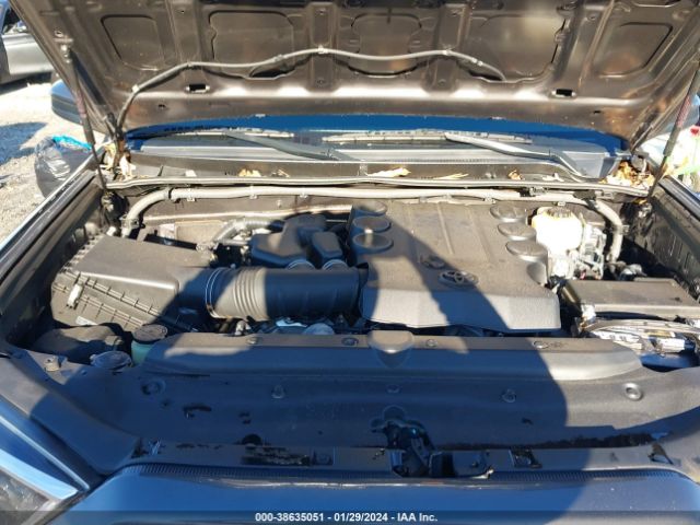 Photo 9 VIN: JTEZU5JR2E5067873 - TOYOTA 4RUNNER 