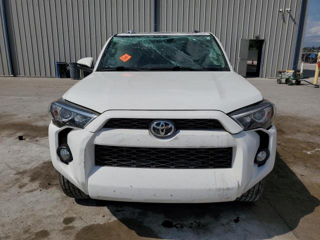 Photo 4 VIN: JTEZU5JR2F5105555 - TOYOTA 4RUNNER 