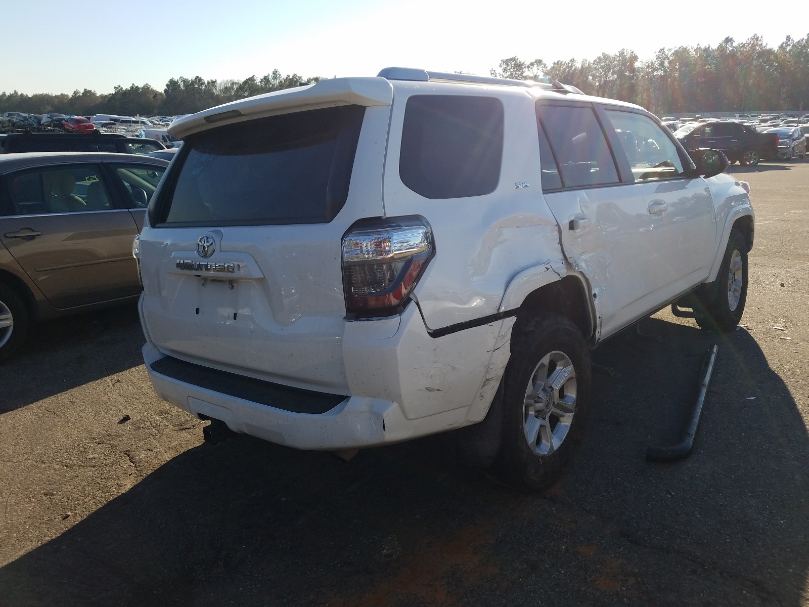 Photo 3 VIN: JTEZU5JR2G5110692 - TOYOTA 4RUNNER SR 