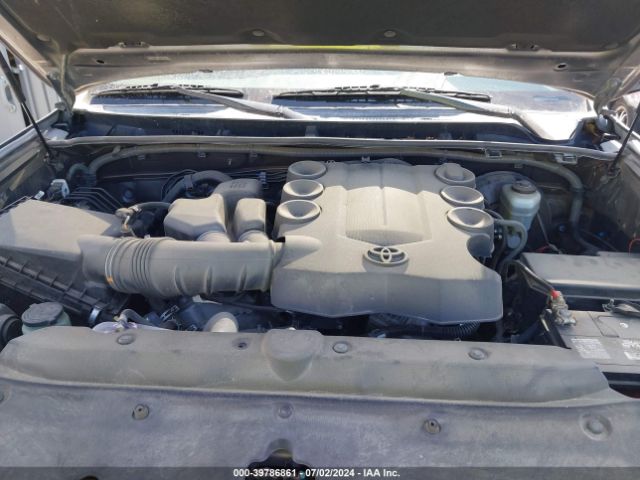 Photo 9 VIN: JTEZU5JR2H5158629 - TOYOTA 4RUNNER 