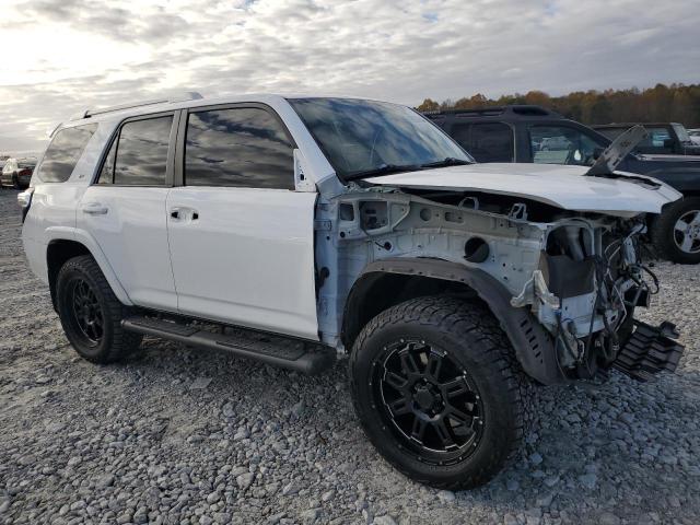 Photo 3 VIN: JTEZU5JR2H5159232 - TOYOTA 4RUNNER 