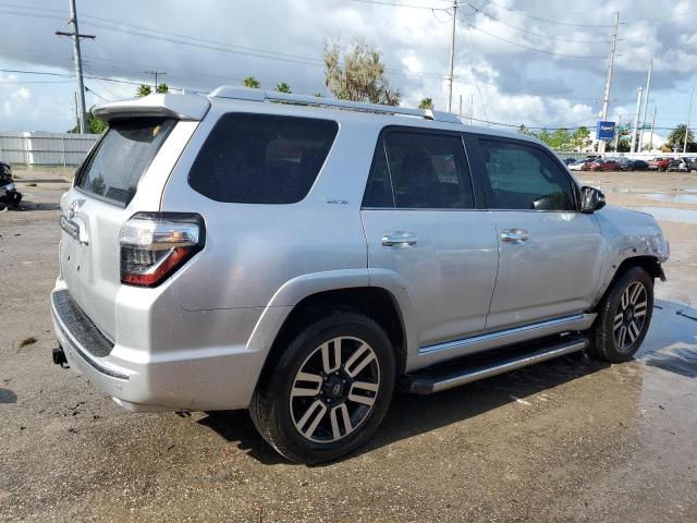 Photo 2 VIN: JTEZU5JR2H5161840 - TOYOTA 4RUNNER SR 