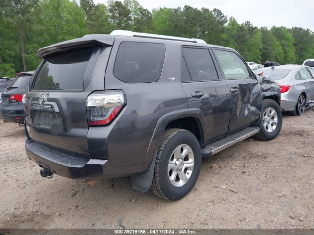 Photo 3 VIN: JTEZU5JR2J5167689 - TOYOTA 4RUNNER 