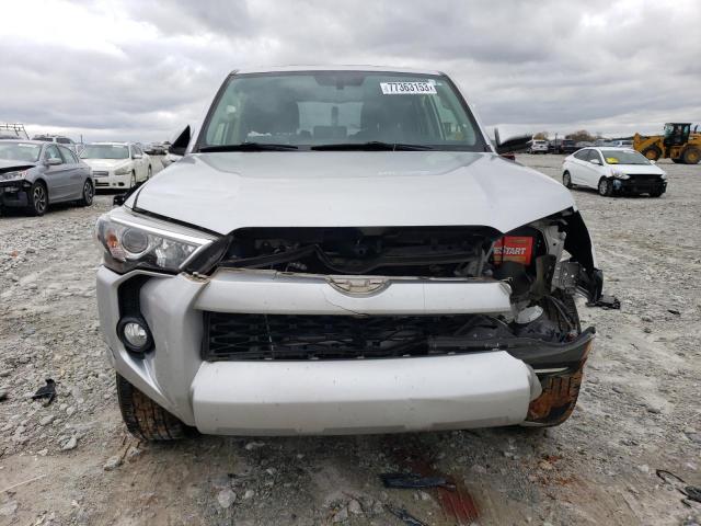 Photo 4 VIN: JTEZU5JR2J5172827 - TOYOTA 4RUNNER 