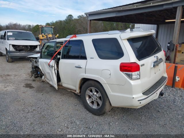 Photo 2 VIN: JTEZU5JR3D5047145 - TOYOTA 4RUNNER 