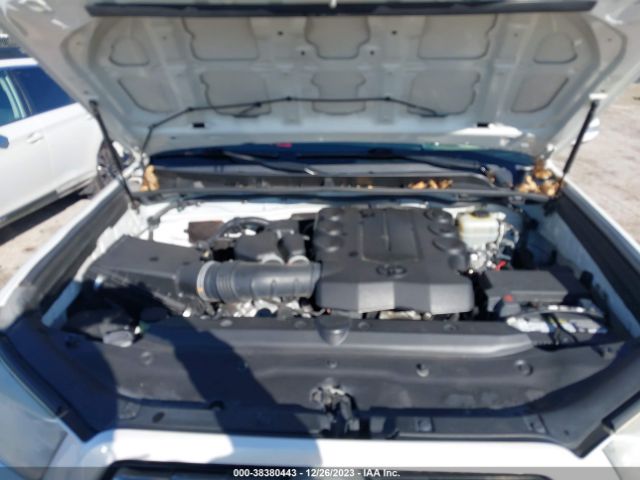 Photo 9 VIN: JTEZU5JR3D5049431 - TOYOTA 4RUNNER 