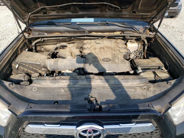 Photo 6 VIN: JTEZU5JR3D5057965 - TOYOTA 4RUNNER SR 