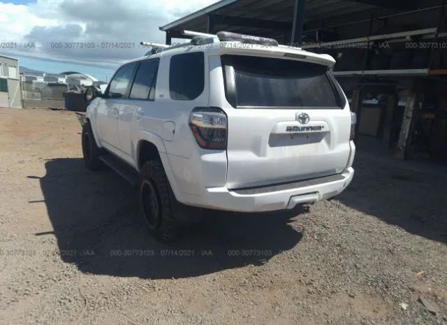 Photo 2 VIN: JTEZU5JR3E5066067 - TOYOTA 4RUNNER 