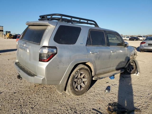 Photo 2 VIN: JTEZU5JR3G5121796 - TOYOTA 4RUNNER SR 