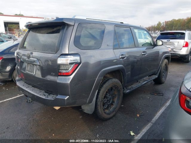 Photo 3 VIN: JTEZU5JR3G5137495 - TOYOTA 4RUNNER 