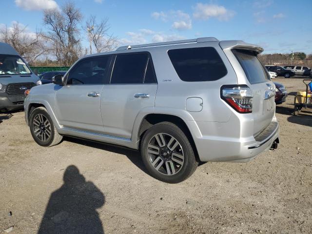 Photo 1 VIN: JTEZU5JR3H5157571 - TOYOTA 4RUNNER SR 