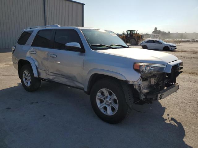 Photo 3 VIN: JTEZU5JR3J5186106 - TOYOTA 4RUNNER SR 