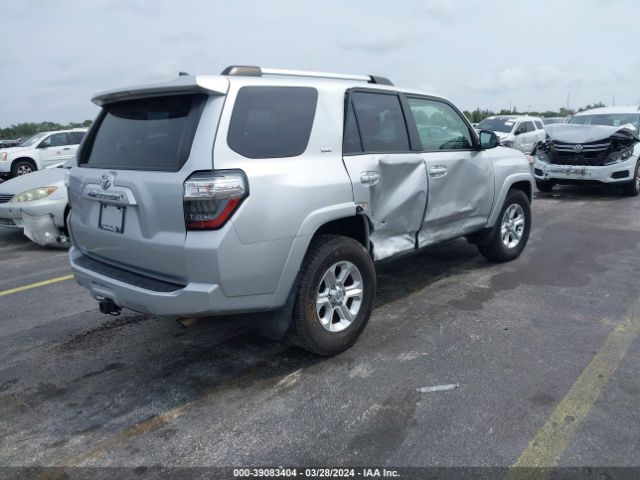 Photo 3 VIN: JTEZU5JR3L5220631 - TOYOTA 4RUNNER 