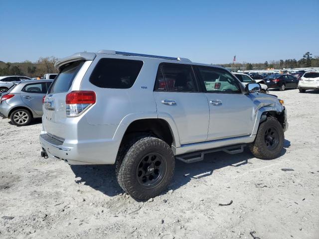 Photo 2 VIN: JTEZU5JR4B5029654 - TOYOTA 4RUNNER SR 