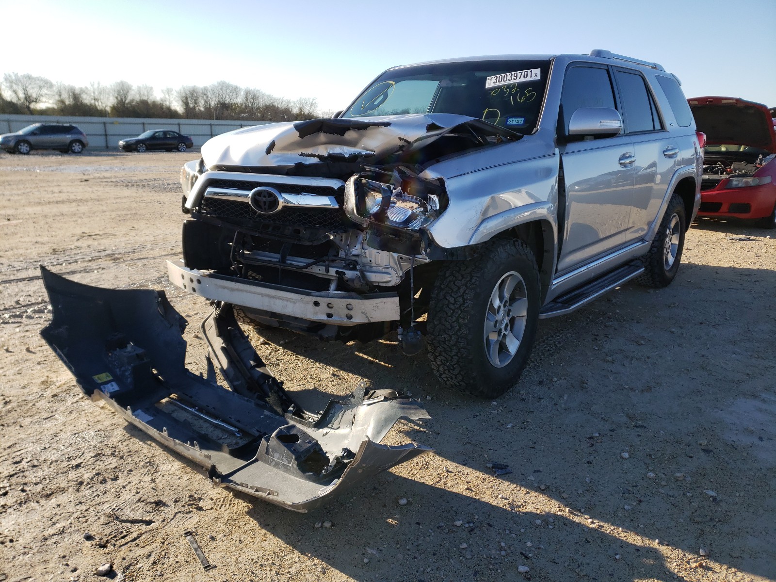 Photo 1 VIN: JTEZU5JR4B5032165 - TOYOTA 4RUNNER SR 